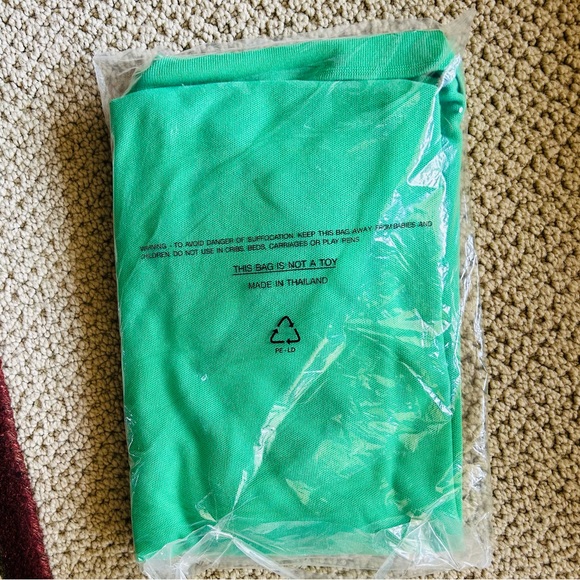 NWT L.L. Bean Double L Polo Bright Kelly Green Short Sleeve - Picture 6 of 7